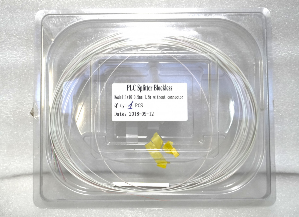 Разветвитель оптический РО-1х16-PLC-SM/0,9мм-1,0м планарный неоконцованный Разветвитель оптический РО-1х16-PLC-SM/0,9мм-1,0м планарный неоконцованный